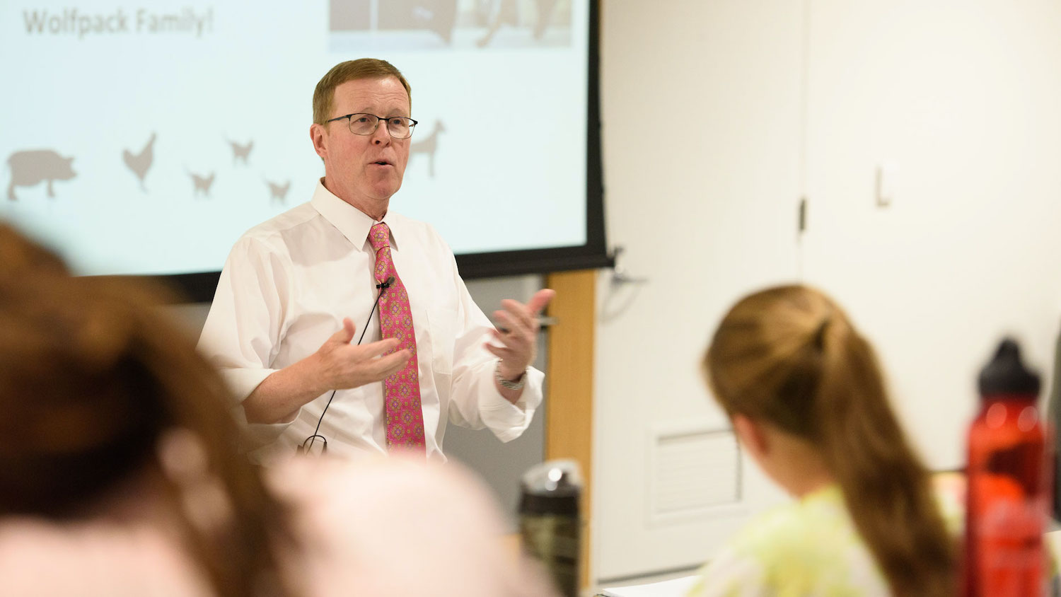 NC State College of Veterinary Medicine Dean Paul Lunn speaking to a class